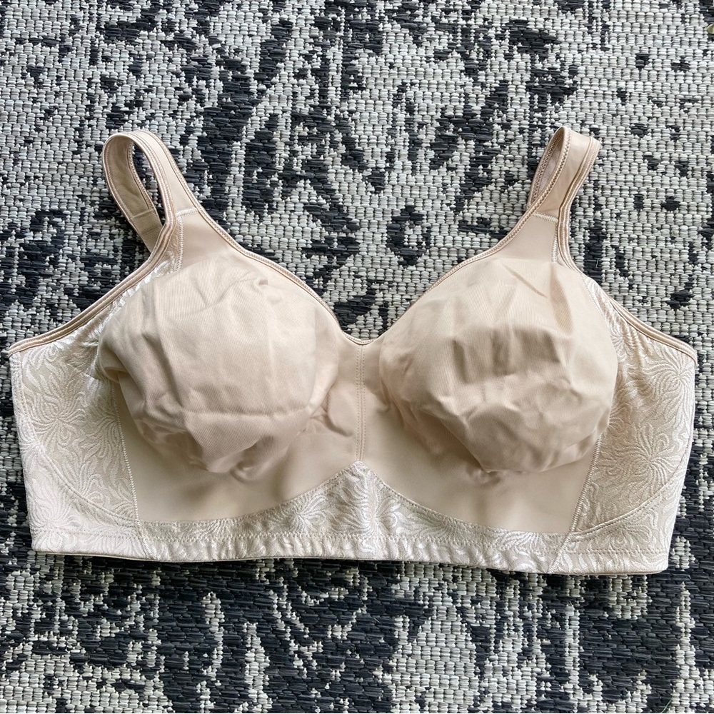 Playtex 46DDD Nude Bra